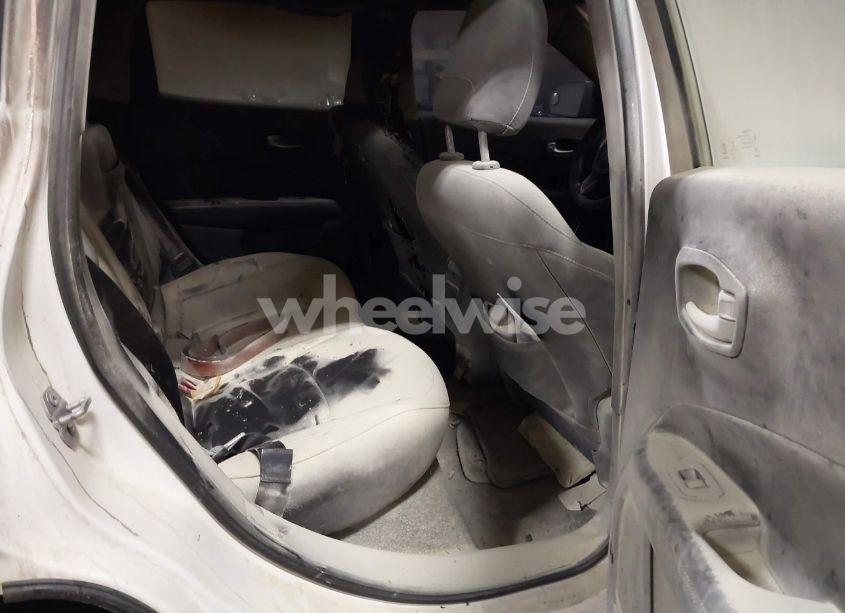 Photo 8 of 2019 Jeep Compass SPORT 4X4 (VIN 3C4NJDAB5KT713136)