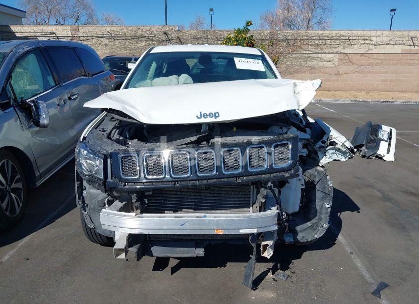 Photo 13 of 2019 Jeep Compass SPORT 4X4 (VIN 3C4NJDAB6KT696248)