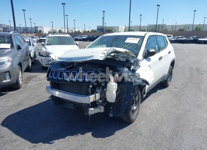 Photo 2 of 2019 Jeep Compass SPORT 4X4 (VIN 3C4NJDAB6KT696248)