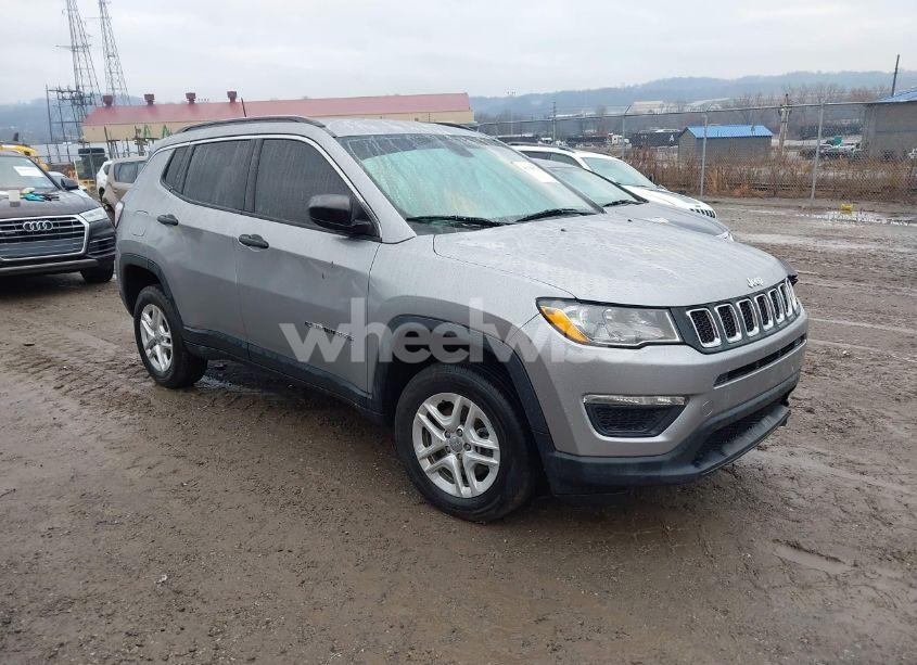 2019 Jeep Compass SPORT 4X4 (VIN 3C4NJDAB6KT781168) main photo