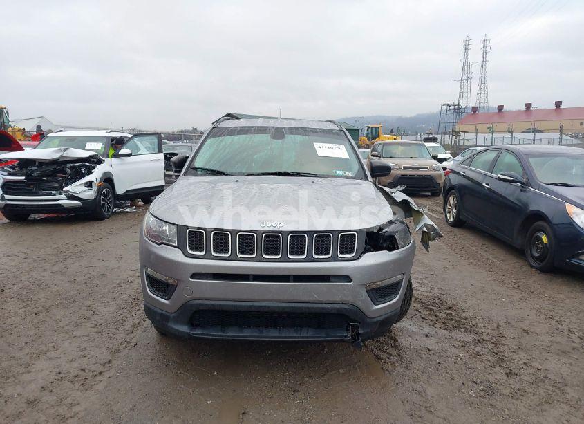 Photo 12 of 2019 Jeep Compass SPORT 4X4 (VIN 3C4NJDAB6KT781168)
