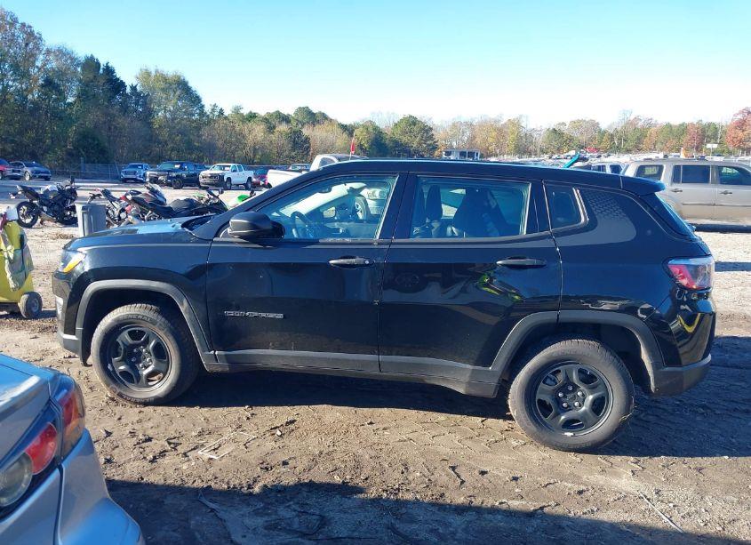 Photo 14 of 2021 Jeep Compass SPORT 4X4 (VIN 3C4NJDAB6MT591826)