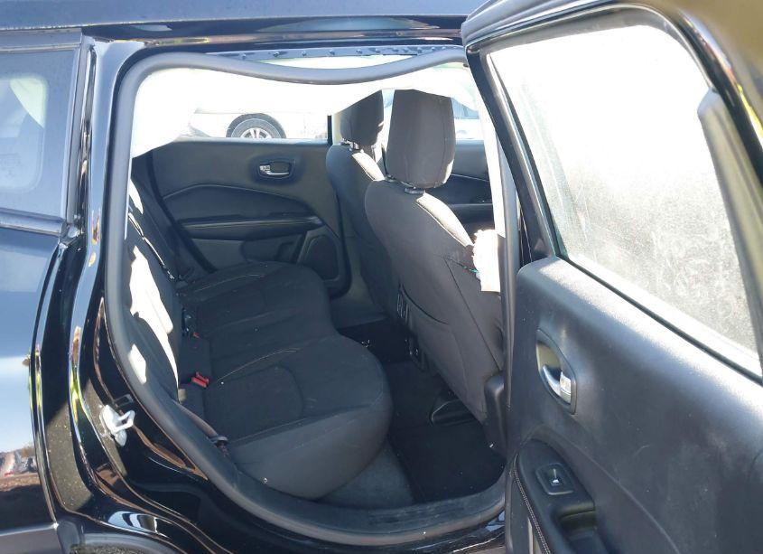 Photo 8 of 2021 Jeep Compass SPORT 4X4 (VIN 3C4NJDAB6MT591826)