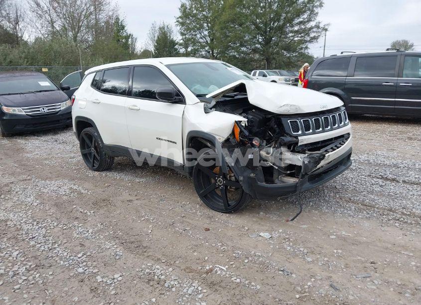 2018 Jeep Compass SPORT 4X4 (VIN 3C4NJDAB7JT399892) main photo