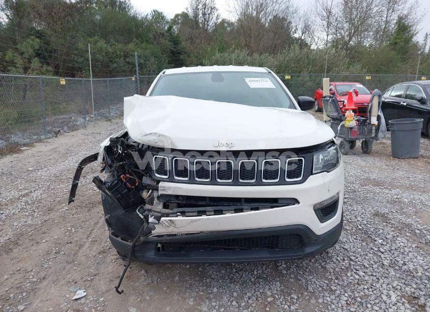 Photo 13 of 2018 Jeep Compass SPORT 4X4 (VIN 3C4NJDAB7JT399892)