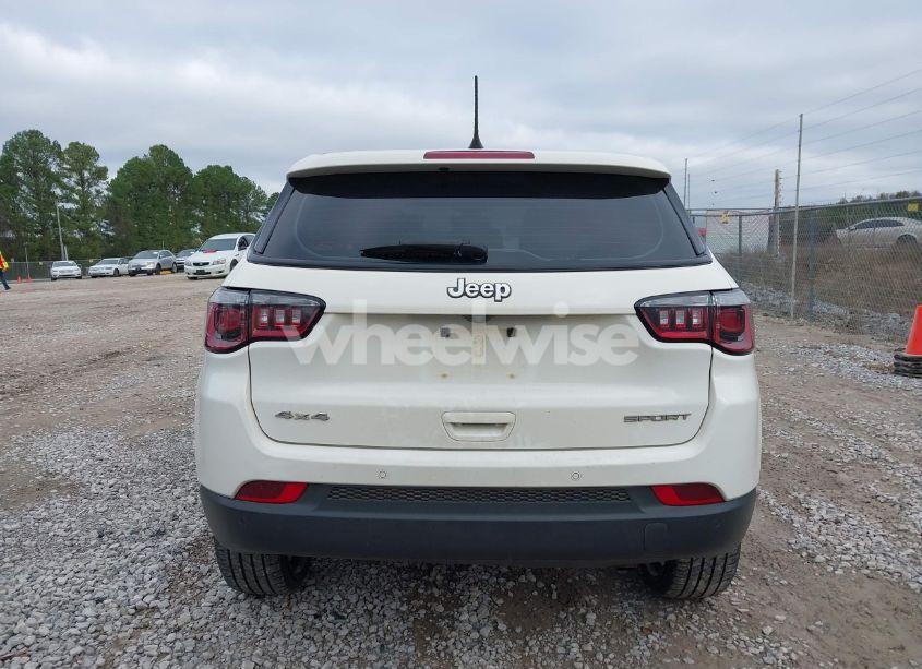 Photo 17 of 2018 Jeep Compass SPORT 4X4 (VIN 3C4NJDAB7JT399892)