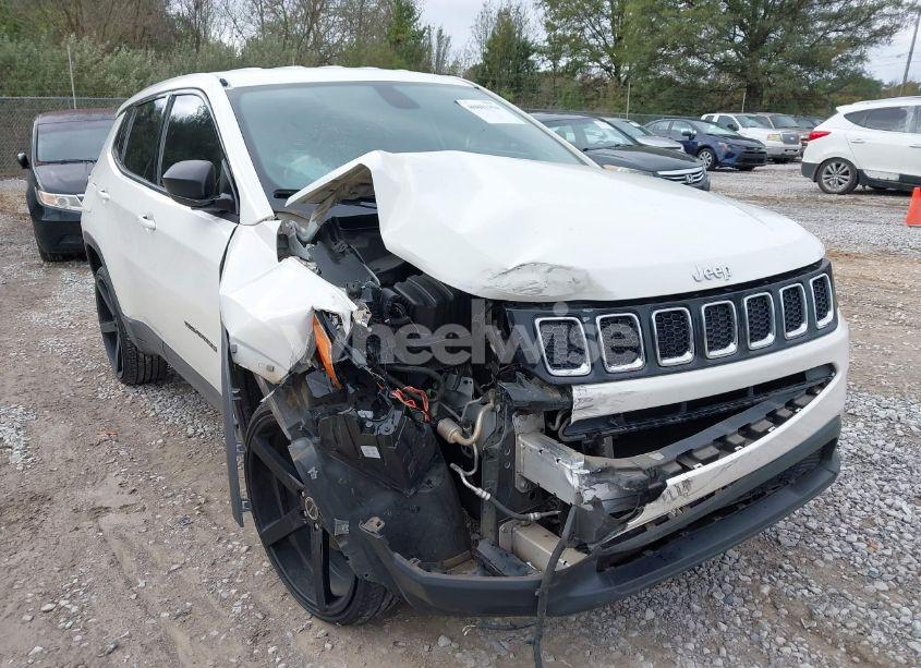 Photo 6 of 2018 Jeep Compass SPORT 4X4 (VIN 3C4NJDAB7JT399892)