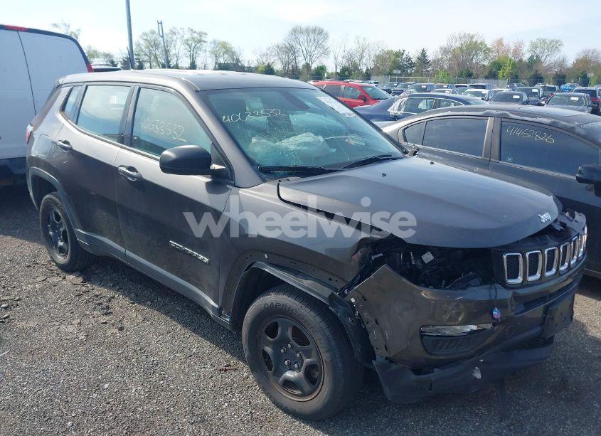 2018 Jeep Compass SPORT 4X4 (VIN 3C4NJDAB7JT481279) main photo