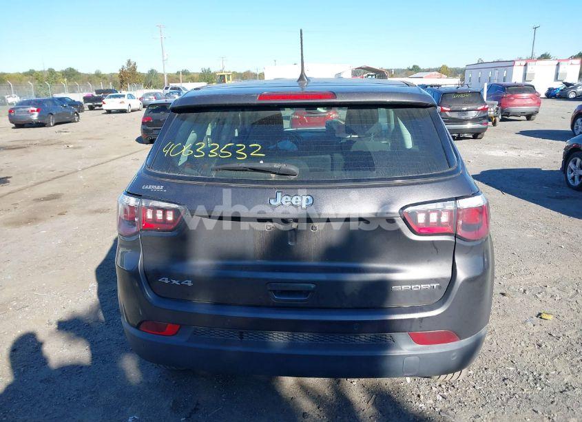 Photo 16 of 2018 Jeep Compass SPORT 4X4 (VIN 3C4NJDAB7JT481279)