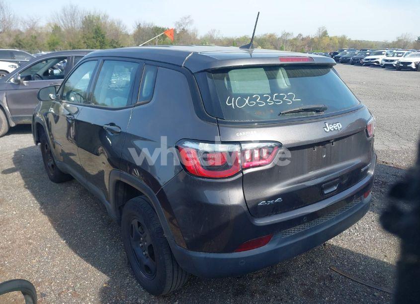 Photo 3 of 2018 Jeep Compass SPORT 4X4 (VIN 3C4NJDAB7JT481279)