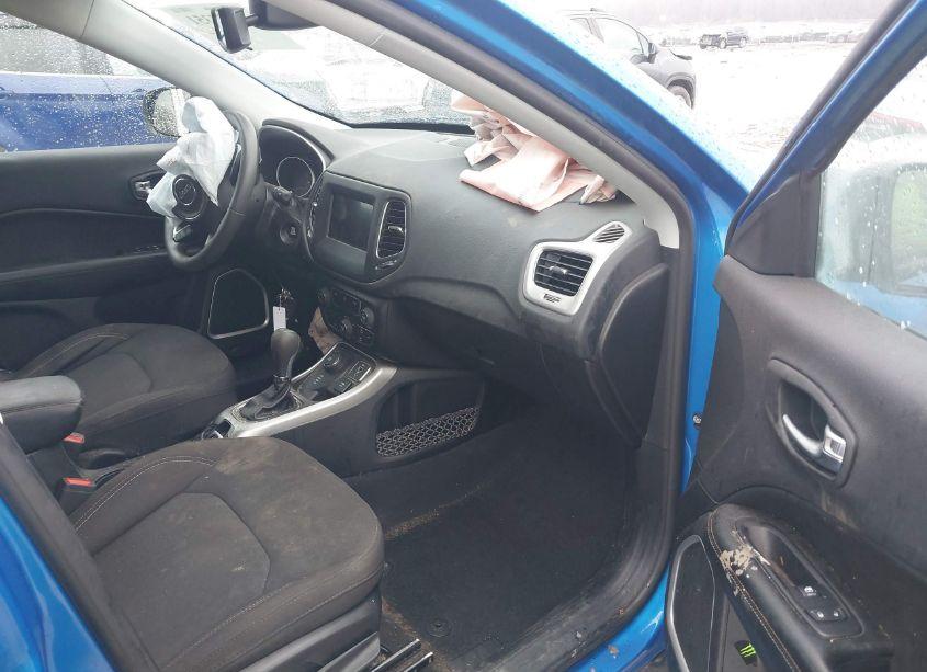 Photo 5 of 2021 Jeep Compass SPORT 4X4 (VIN 3C4NJDAB7MT509912)