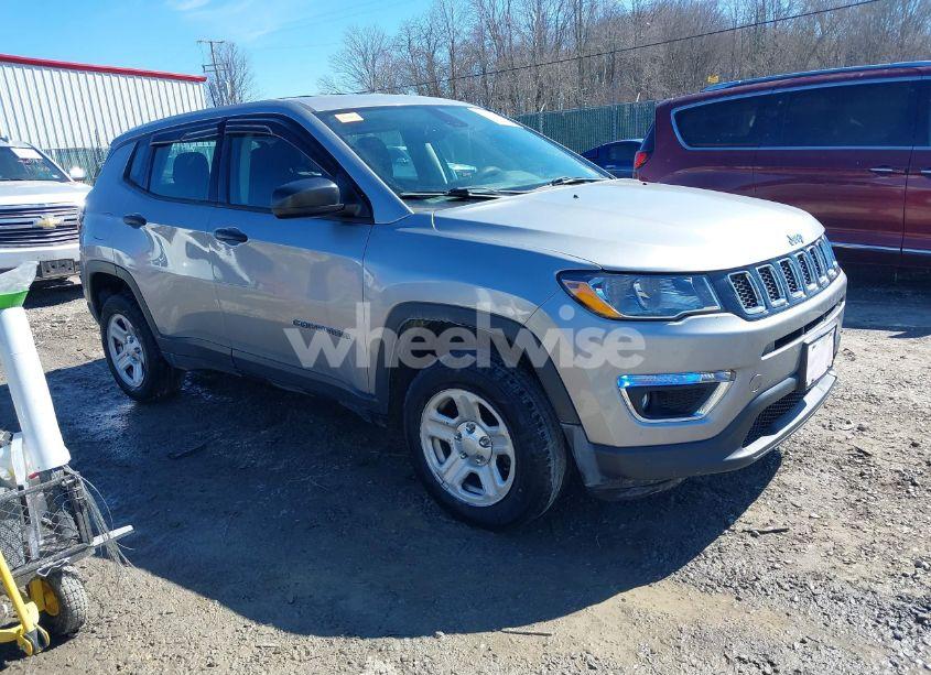 2018 Jeep Compass SPORT 4X4 (VIN 3C4NJDAB8JT191603) main photo