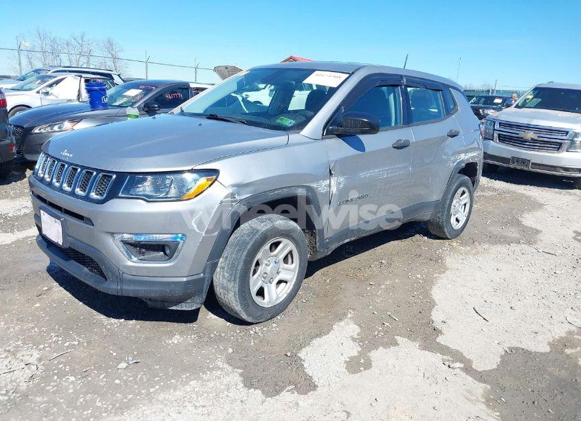 Photo 2 of 2018 Jeep Compass SPORT 4X4 (VIN 3C4NJDAB8JT191603)