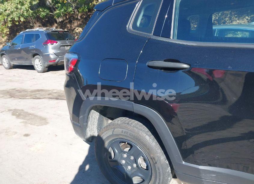 Photo 19 of 2021 Jeep Compass SPORT 4X4 (VIN 3C4NJDAB9MT591500)