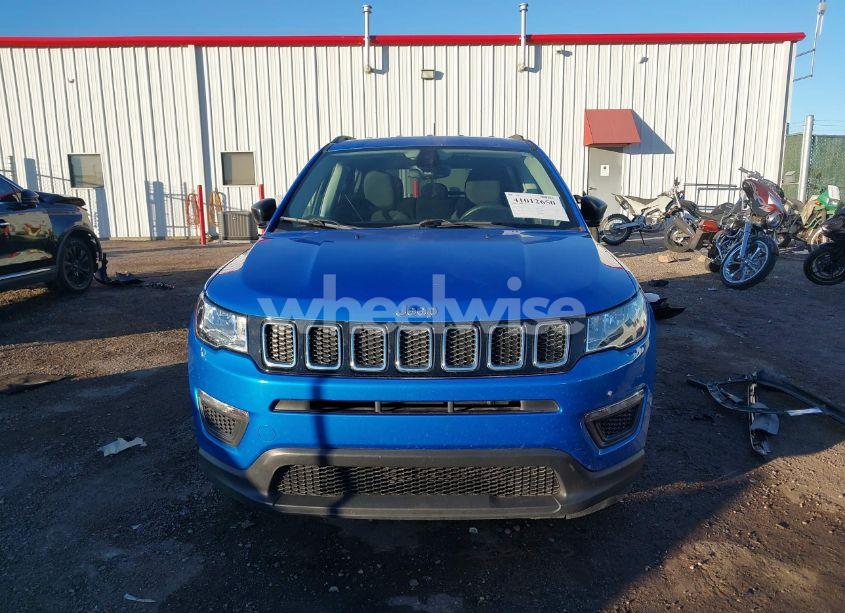 Photo 13 of 2018 Jeep Compass SPORT 4X4 (VIN 3C4NJDABXJT169411)