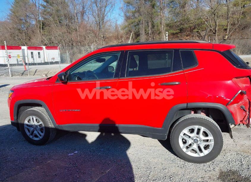Photo 14 of 2018 Jeep Compass SPORT 4X4 (VIN 3C4NJDABXJT213536)