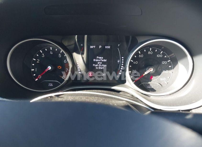 Photo 7 of 2018 Jeep Compass SPORT 4X4 (VIN 3C4NJDABXJT213536)