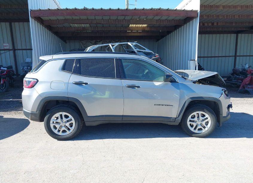 Photo 13 of 2020 Jeep Compass SPORT 4X4 (VIN 3C4NJDABXLT219467)