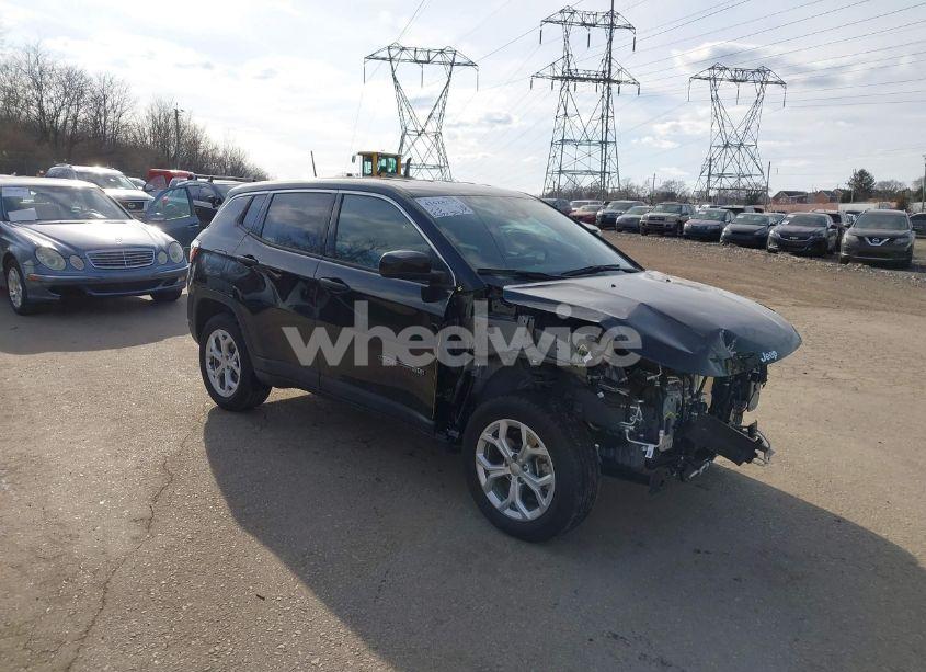 2024 Jeep Compass SPORT 4X4 (VIN 3C4NJDAN0RT131983) main photo