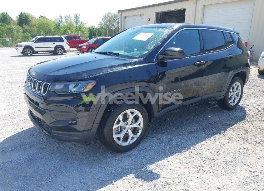 Photo 2 of 2024 Jeep Compass SPORT 4X4 (VIN 3C4NJDAN5RT146771)