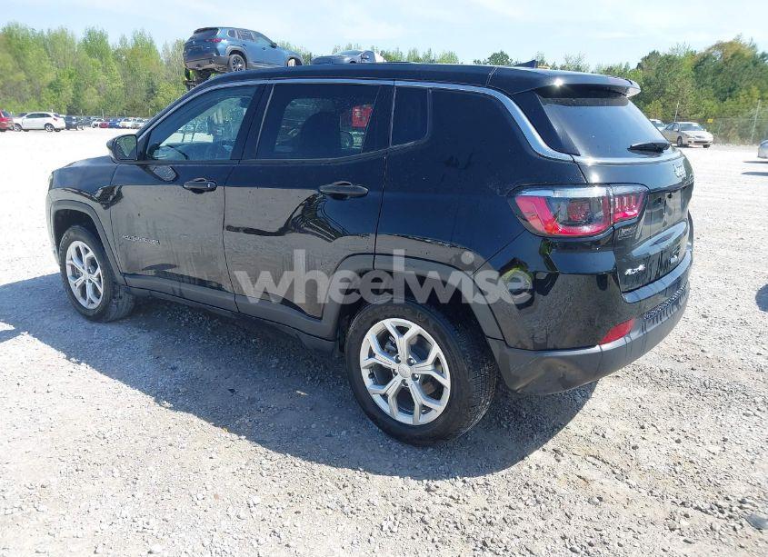 Photo 3 of 2024 Jeep Compass SPORT 4X4 (VIN 3C4NJDAN5RT146771)