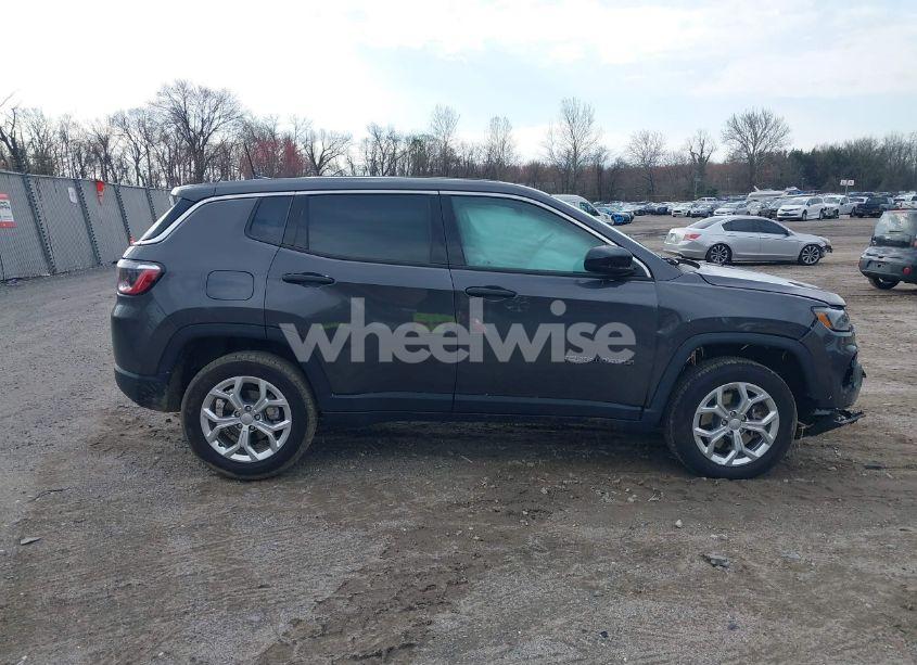 Photo 13 of 2024 Jeep Compass SPORT 4X4 (VIN 3C4NJDANXRT173299)