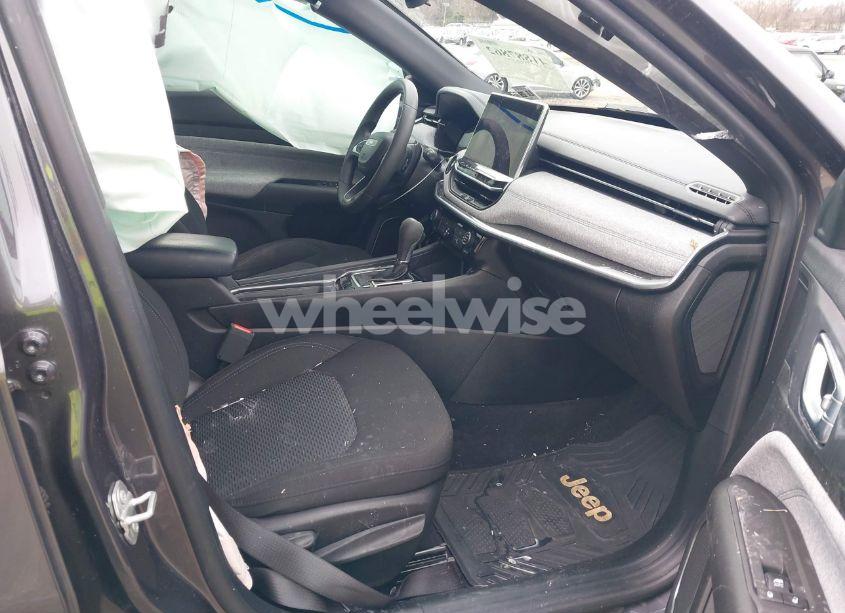 Photo 5 of 2024 Jeep Compass SPORT 4X4 (VIN 3C4NJDANXRT173299)