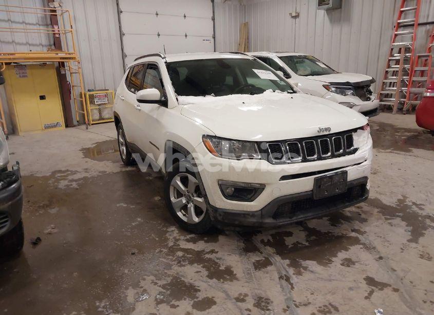 2017 Jeep New COMPASS LATITUDE 4X4 (VIN 3C4NJDBB0HT651975) main photo