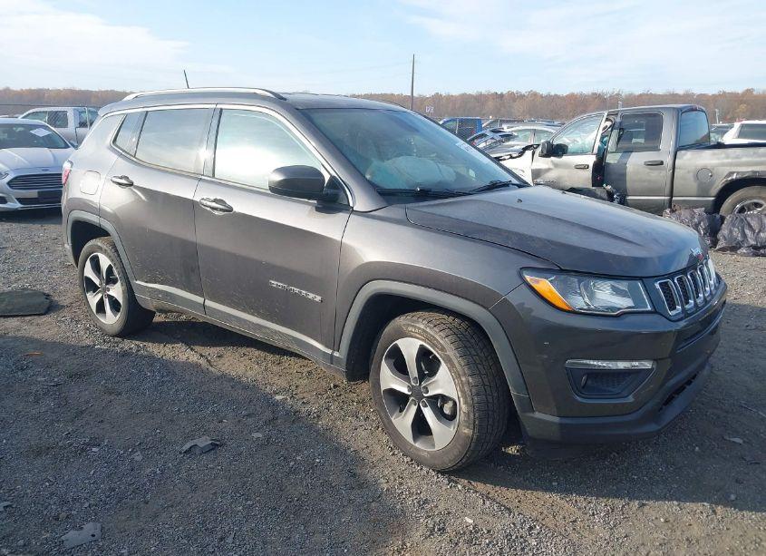 2017 Jeep New COMPASS LATITUDE 4X4 (VIN 3C4NJDBB0HT665469) main photo