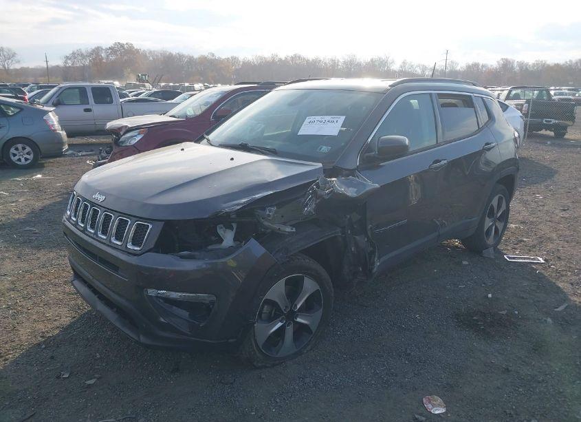 Photo 2 of 2017 Jeep New COMPASS LATITUDE 4X4 (VIN 3C4NJDBB0HT665469)