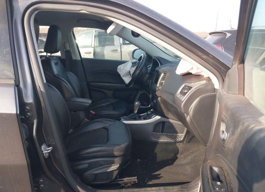 Photo 5 of 2017 Jeep New COMPASS LATITUDE 4X4 (VIN 3C4NJDBB0HT665469)