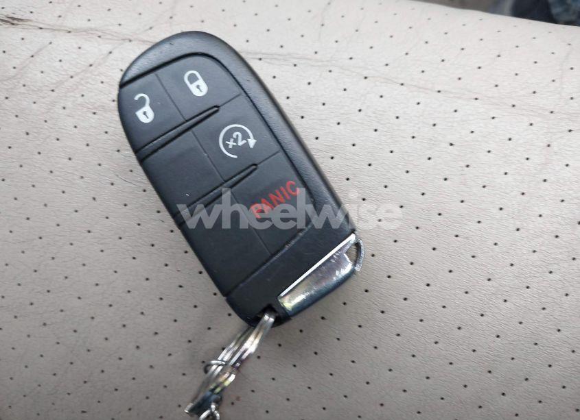 Photo 11 of 2018 Jeep Compass LATITUDE 4X4 (VIN 3C4NJDBB0JT191044)