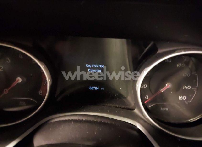 Photo 7 of 2018 Jeep Compass LATITUDE 4X4 (VIN 3C4NJDBB0JT191044)