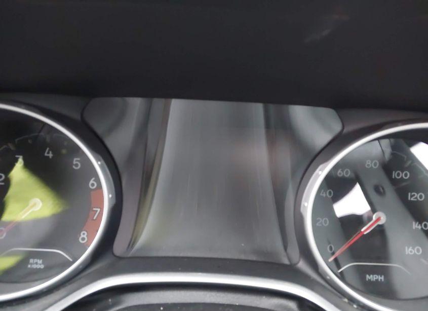 Photo 15 of 2018 Jeep Compass LATITUDE 4X4 (VIN 3C4NJDBB0JT191142)