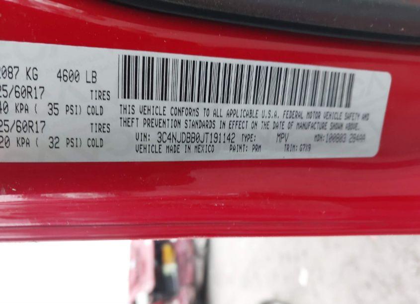 Photo 9 of 2018 Jeep Compass LATITUDE 4X4 (VIN 3C4NJDBB0JT191142)