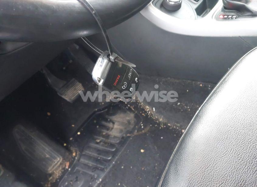 Photo 11 of 2018 Jeep Compass LATITUDE 4X4 (VIN 3C4NJDBB0JT192081)