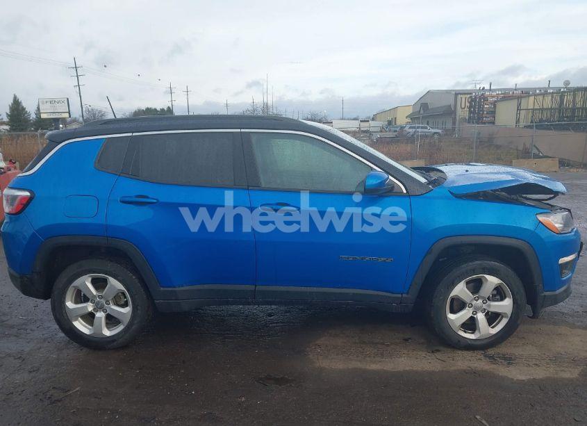 Photo 13 of 2018 Jeep Compass LATITUDE 4X4 (VIN 3C4NJDBB0JT192081)