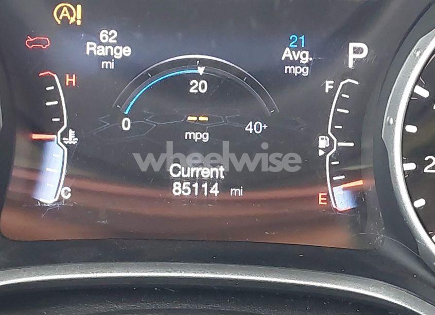 Photo 15 of 2018 Jeep Compass LATITUDE 4X4 (VIN 3C4NJDBB0JT192081)