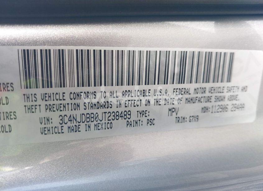 Photo 9 of 2018 Jeep Compass LATITUDE 4X4 (VIN 3C4NJDBB0JT238489)