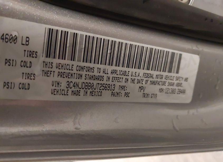 Photo 9 of 2018 Jeep Compass LATITUDE 4X4 (VIN 3C4NJDBB0JT256913)