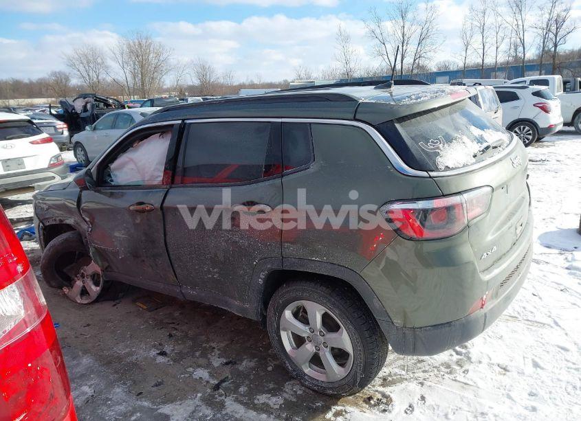 Photo 14 of 2018 Jeep Compass LATITUDE 4X4 (VIN 3C4NJDBB0JT262078)