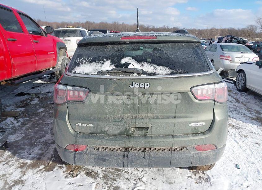 Photo 16 of 2018 Jeep Compass LATITUDE 4X4 (VIN 3C4NJDBB0JT262078)