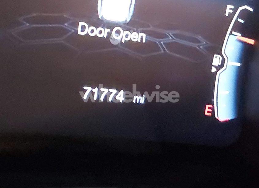 Photo 14 of 2018 Jeep Compass LATITUDE 4X4 (VIN 3C4NJDBB0JT264350)