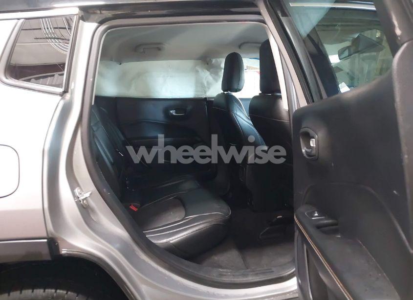 Photo 7 of 2018 Jeep Compass LATITUDE 4X4 (VIN 3C4NJDBB0JT264350)