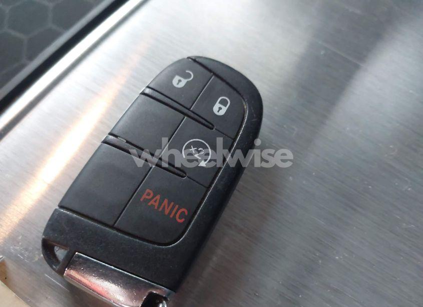 Photo 11 of 2018 Jeep Compass LATITUDE 4X4 (VIN 3C4NJDBB0JT414411)