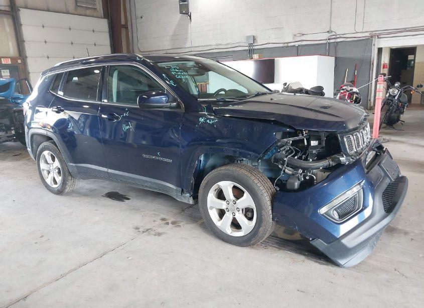 2020 Jeep Compass LATITUDE 4X4 (VIN 3C4NJDBB0LT116198) main photo