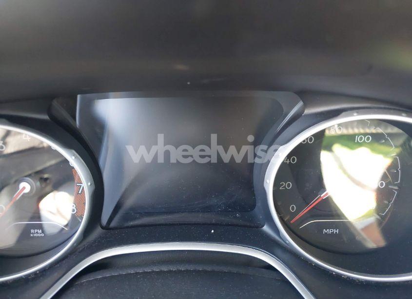 Photo 15 of 2021 Jeep Compass LATITUDE 4X4 (VIN 3C4NJDBB0MT500726)