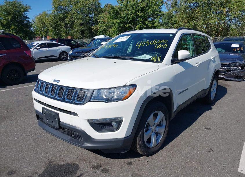 Photo 2 of 2021 Jeep Compass LATITUDE 4X4 (VIN 3C4NJDBB0MT500726)