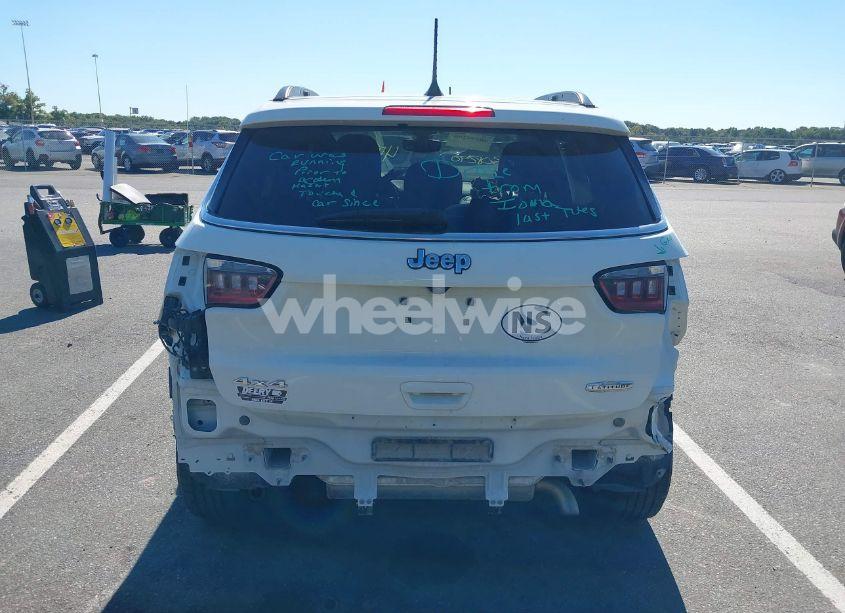 Photo 6 of 2021 Jeep Compass LATITUDE 4X4 (VIN 3C4NJDBB0MT500726)