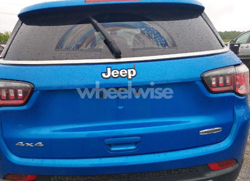 Photo 12 of 2021 Jeep Compass LATITUDE 4X4 (VIN 3C4NJDBB0MT570078)